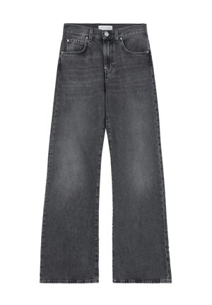 Jeans a gamba larga in denim grigio scuro con una texture morbida, dotati di chiusura a bottone, tasche frontali e dettagli di cucitura minimal.