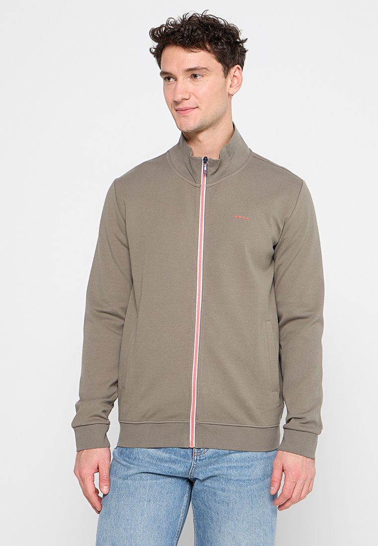 NZA New Zealand Auckland Sweater met rits olijfgroen NZA New Zealand Auckland Sweater met rits olijfgroen