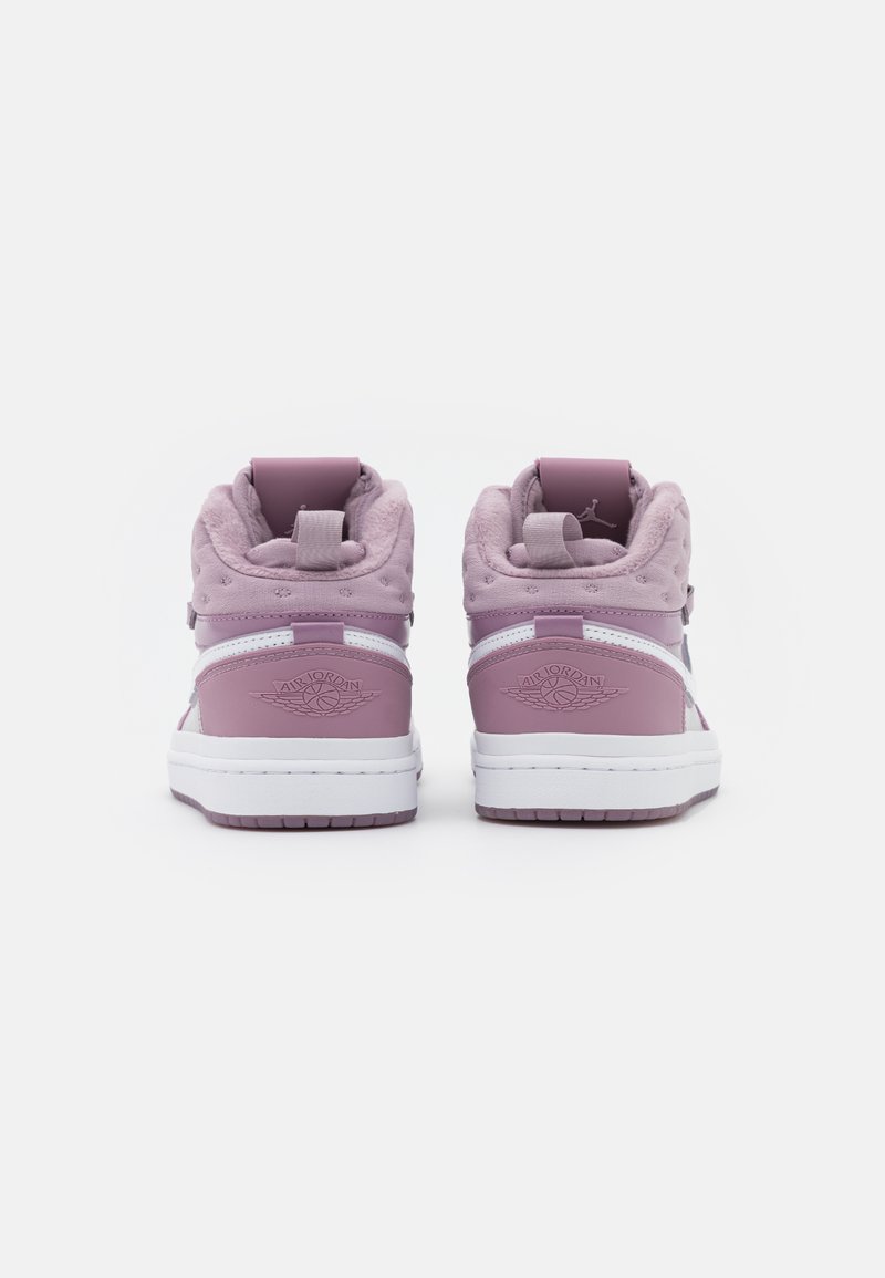 Damen Sneaker low | Jordan AIR JORDAN 1 ACCLIMATE Sneaker high plum fog/white/amethyst wave/amethyst ash/lila - HT25538 Damen Sneaker low | Jordan AIR JORDAN 1 ACCLIMATE Sneaker high plum fog/white/amethyst wave/amethyst ash/lila - HT25538