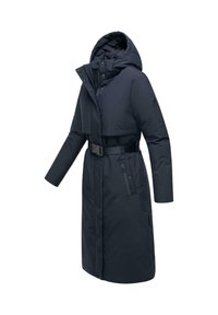 Cappotto imbottito navy con collo alto e cappuccio rimovibile, vita con cintura, maniche lunghe e tasche laterali con zip.