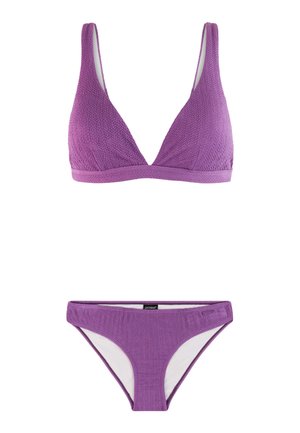 Paarse bikini set met een getextureerde triangel top met verstelbare bandjes en een bijpassende low-rise broek, beide met een zachte binnenvoering.