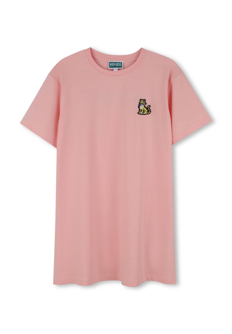 T-shirt en coton rose avec un col rond et des manches courtes, ornée d'un petit design de tigre brodé sur la poitrine gauche.