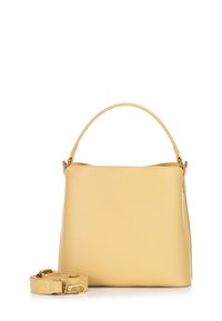 Borsa a mano in pelle gialla con una texture liscia, dotata di un solo manico superiore e di una tracolla removibile. Design minimalista senza hardware visibile.