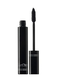 Schwarzer Mascara-Tube mit strukturierter Oberfläche und detailliertem Design. Enthält einen konischen Pinsel mit Borsten für die Anwendung.