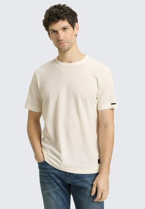 - T-shirt basic
