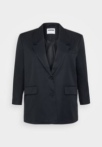 NMMILLA CURVE - Korte frakker - black