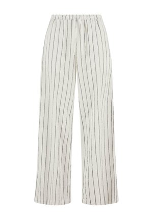 Pantaloni bianchi a gamba larga con righe verticali nere, vita elasticizzata e tessuto testurizzato. Il design presenta una vestibilità casual e rilassata.