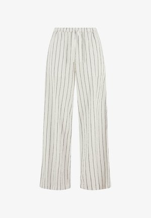 Hvide bukser med bred benprofil og lodrette sorte striber, elastisk talje og et tekstureret stof. Designet har en afslappet og løstsiddende pasform.