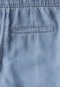 Thumbnail Image 6