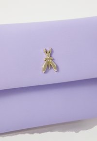 Patrizia Pepe HANDBAG - Listová kabelka - glam lilac