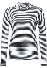 Černobílý pruhovaný rolák s dlouhým rukávem vyrobený z měkké, elastické látky. Má přiléhavý střih a žebrovanou strukturu.