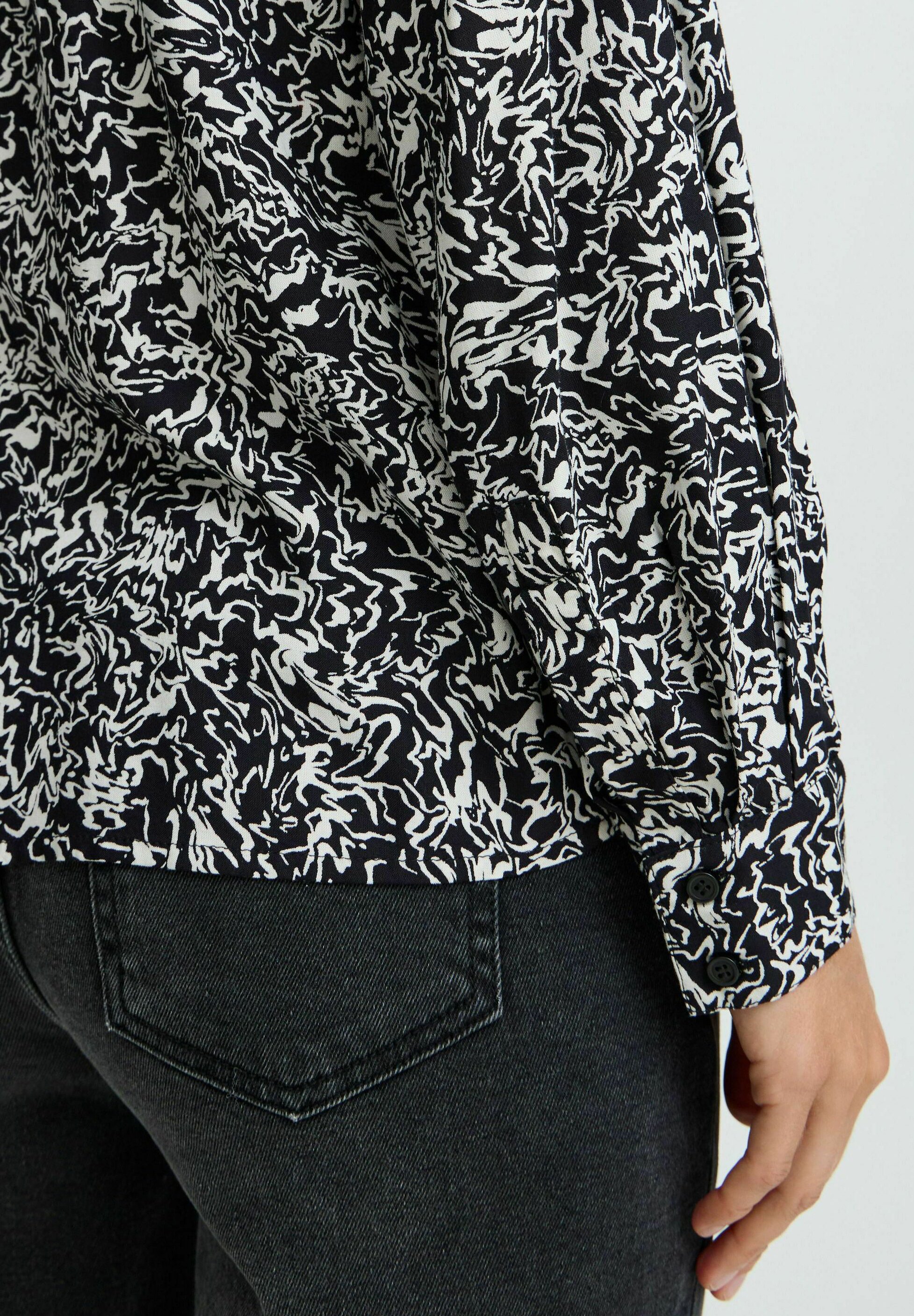 売れ筋商品|||ビーヤング シャツ レディース トップス BYJOSA CUFF SHIRT - Button-down blouse - black zigzag mix b.young BYJOSA CUFF SHIRT - Button-down blouse - black