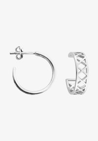 Ej vald, silver coloured