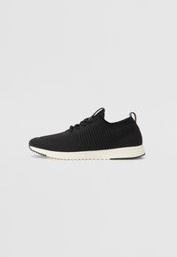 Unselected, black