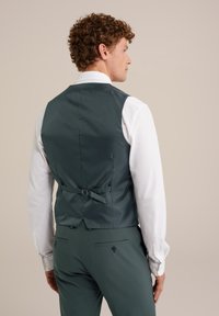 Thumbnail Image 2