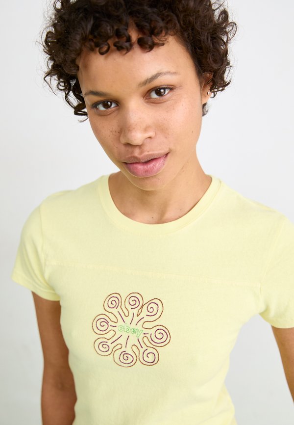 RELAX TEE  - Print T-shirt - lemon4