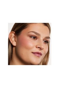 ZOEVA POUT PERFECT LIPSTICK PENCIL beżowy