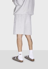 Kaotiko KANYE UNISEX - Shorts - light grey