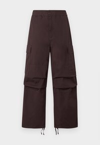 Pantaloni cargo marroni con design a gamba larga, vita elasticizzata e molteplici tasche laterali. Realizzati in tessuto resistente con una superficie liscia.