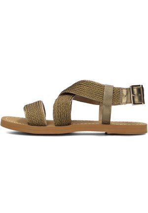 Platte sandaal met geweven gouden stoffen bandjes met een metallic afwerking, een soepele bruine zool en een verstelbare gesp.