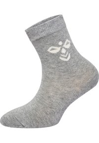 Grå ankelstrumpa i bomullsblandning, med ribbat skaft och ett vitt grafiskt mönster av en bis. Slät textur och åtsittande form.