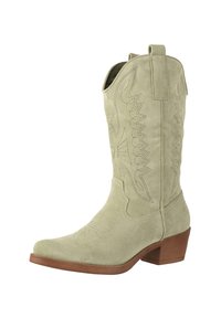 Jasnozielone zamszowe kowbojki z ostrym czubkiem, skomplikowanym wzorem przeszycia i średnim drewnianym obcasem. Botki mają pętle do łatwego zakładania.