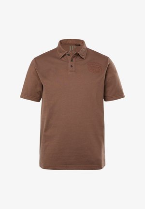 Polo marron en coton, avec un col classique, une patte de boutonnage à trois boutons et une broderie logo texturée sur la poitrine.