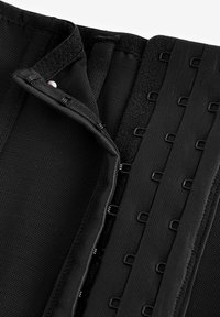 Next WAIST - REGULAR FIT - Stahovací prádlo - black