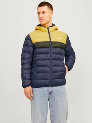 Jack & Jones JJVINCENT PUFFER HOOD - Übergangsjacke - yolk yellow