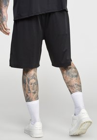 SIKSILK Šortky - black
