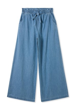 Pantaloni in denim azzurro chiaro, a gamba larga, con cintura elastica e cintura in tessuto coordinato. Presentano tasche laterali e una finitura liscia e testurizzata.