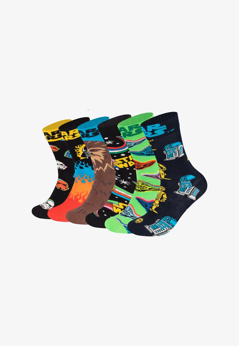 Zestaw sześciu skarpetek typu crew z różnorodnymi kolorowymi wzorami inspirowanymi Star Wars, w tym postaciami i charakterystycznymi motywami, wykonany z miękkiej mieszanki bawełny.