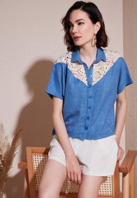 LELA REGULAR FIT - Blusa - dark blue