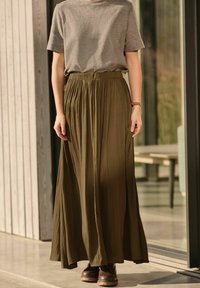 Next Pliceret nederdel /Nederdele med folder - boho khaki green
