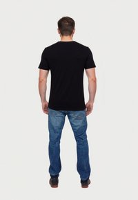 U.S. Polo Assn. 2 PACK SHORTSLEEVE V-NECK - Navadna majica - schwarz