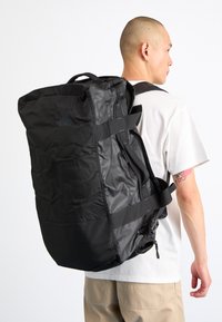 BASE CAMP VOYAGER DUFFEL 62L UNISEX - Sportska torba - black/asphalt grey