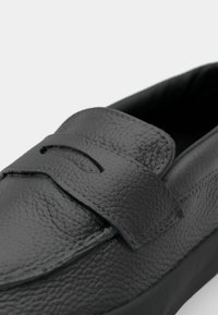 Vans SKATE LOAFER UNISEX - Baskets basses - black