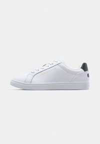 ESSENTIAL CUPSOLE - Trainers - white