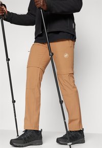 Mammut RUNBOLD ZIP OFF PANTS MEN - Hlače za na prostem - claystone