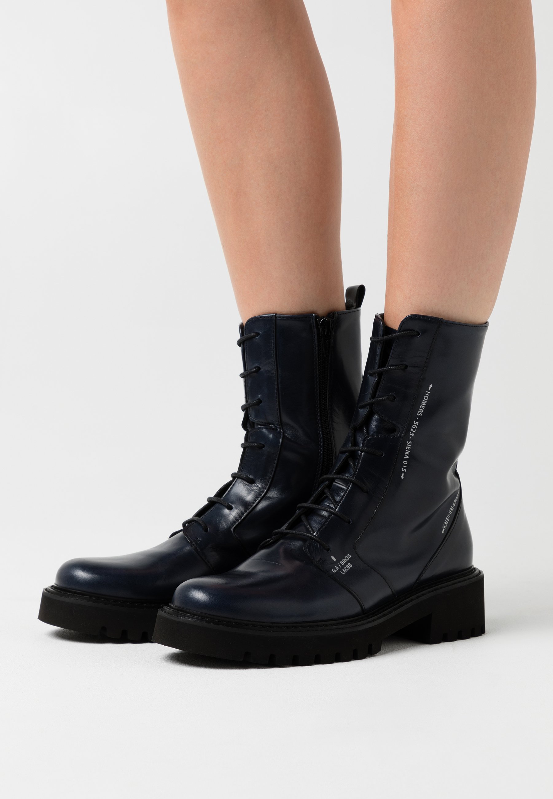 Homers Botines con plataforma - poncho sirena/azul marino - Zalando.es