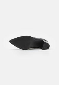 Call it Spring JOHANNAH B.E.D FOAM - Støvletter - black