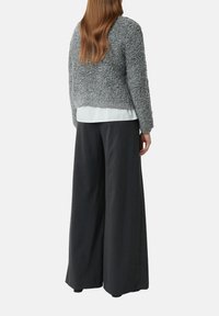 comma Strickjacke - grau