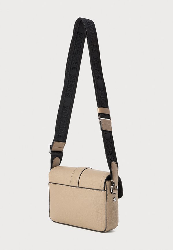 AVIATOR  - Cross body bag - birch3