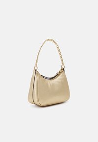 MICHAEL Michael Kors JET SET CHARM CHAIN POUCHETTE - Geantă de mână - pale gold-coloured