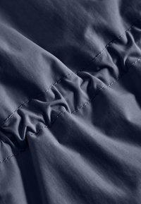 MINI A TURE MATWAI SPRING JACKET UNISEX - Veekindel jope - ombre blue