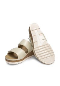 vitaform Heeled mules - creme