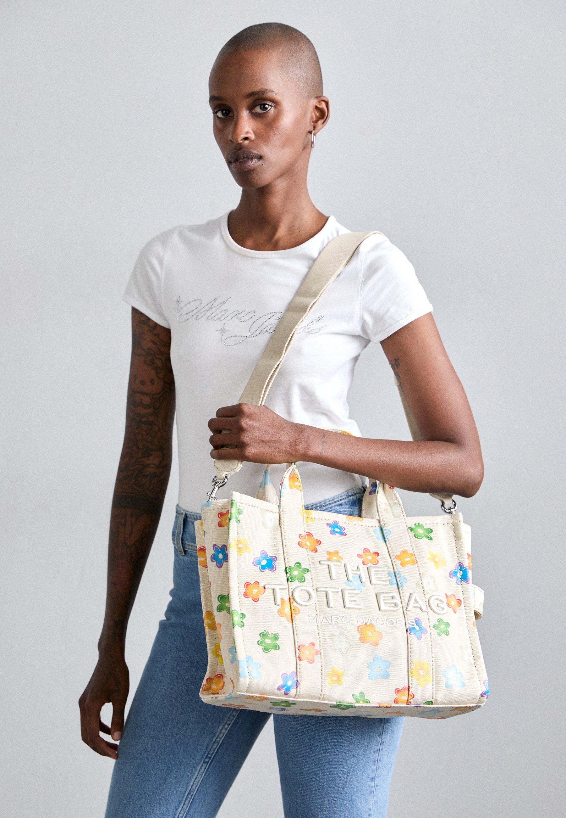 MARC JACOBS THE MEDIUM TOTE - Handbag - white multi/white - Zalando.ie