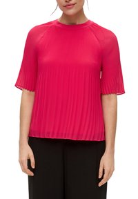 Korte mouwen, felroze geplooide blouse met een ronde hals, gemaakt van een gladde, lichte stof en met een ontspannen pasvorm.