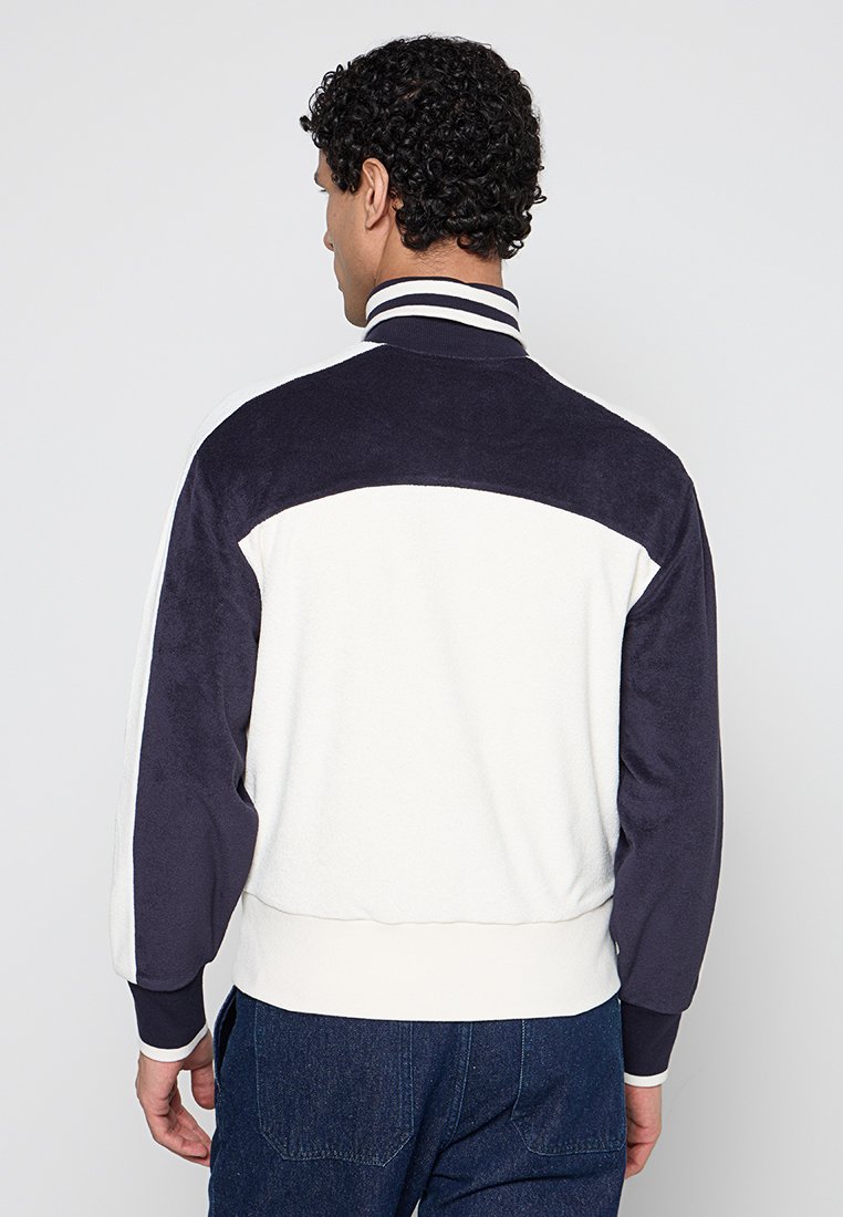 Trainingsjacke