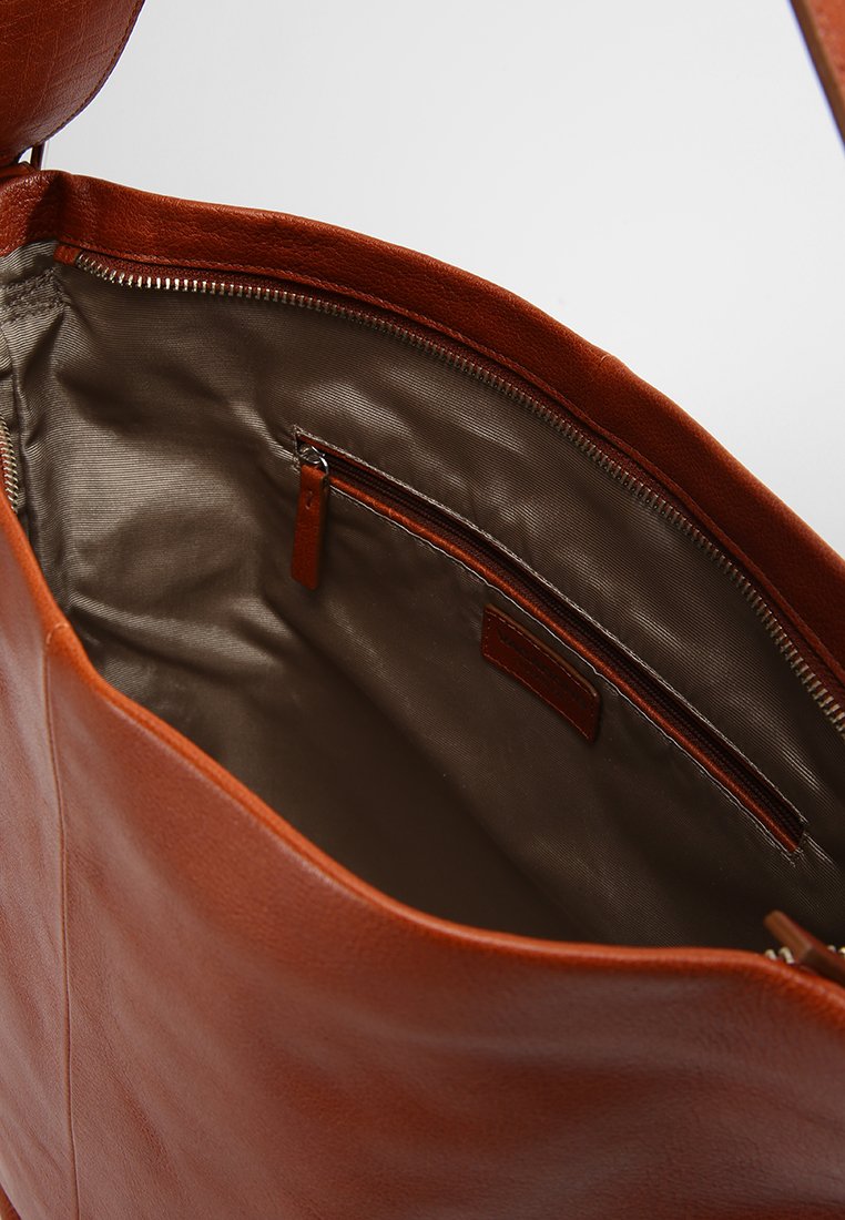 Vagabond STOCKHOLM Shoppingväska cognac Zalando.se Vagabond STOCKHOLM Shoppingväska cognac Zalando.se